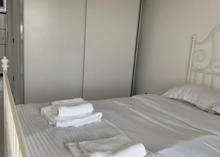 Langa Spitalul Bagdasar - Parcare Gratuita Bukarest